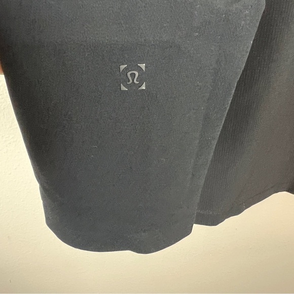 Lululemon Warp Lite Jacket - Picture 4 of 6